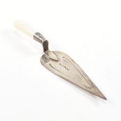 HALLMARKED SILVER & MOTHER OF PEARL BOOKMARK NOVELTY TROWEL