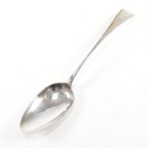 GEORGIAN HALLMARKED SILVER SERVING SPOON