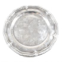 VICTORIAN IRISH HALLMARKED SILVER SALVER