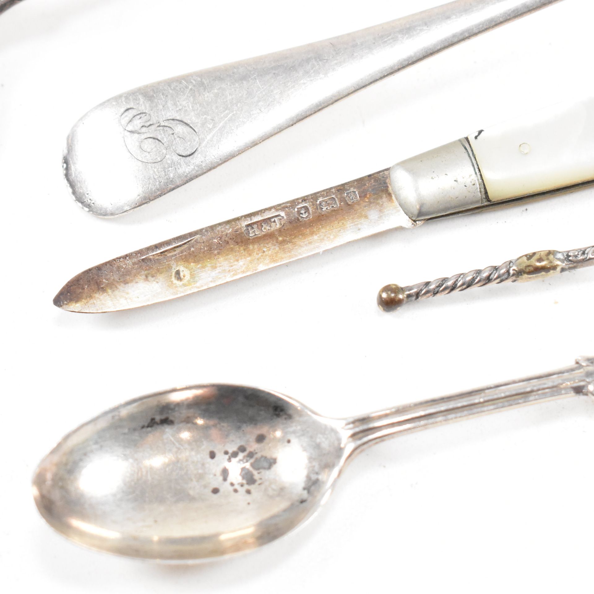 COLLECTION OF HALLMARKED SILVER ITEMS SPOONS SUGAR TONGS - Image 5 of 11