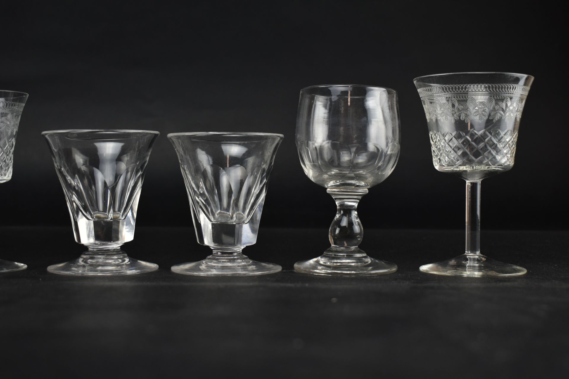 COLLECTION OF 18TH & 19TH CENTURY GLASSWARE - Bild 2 aus 6