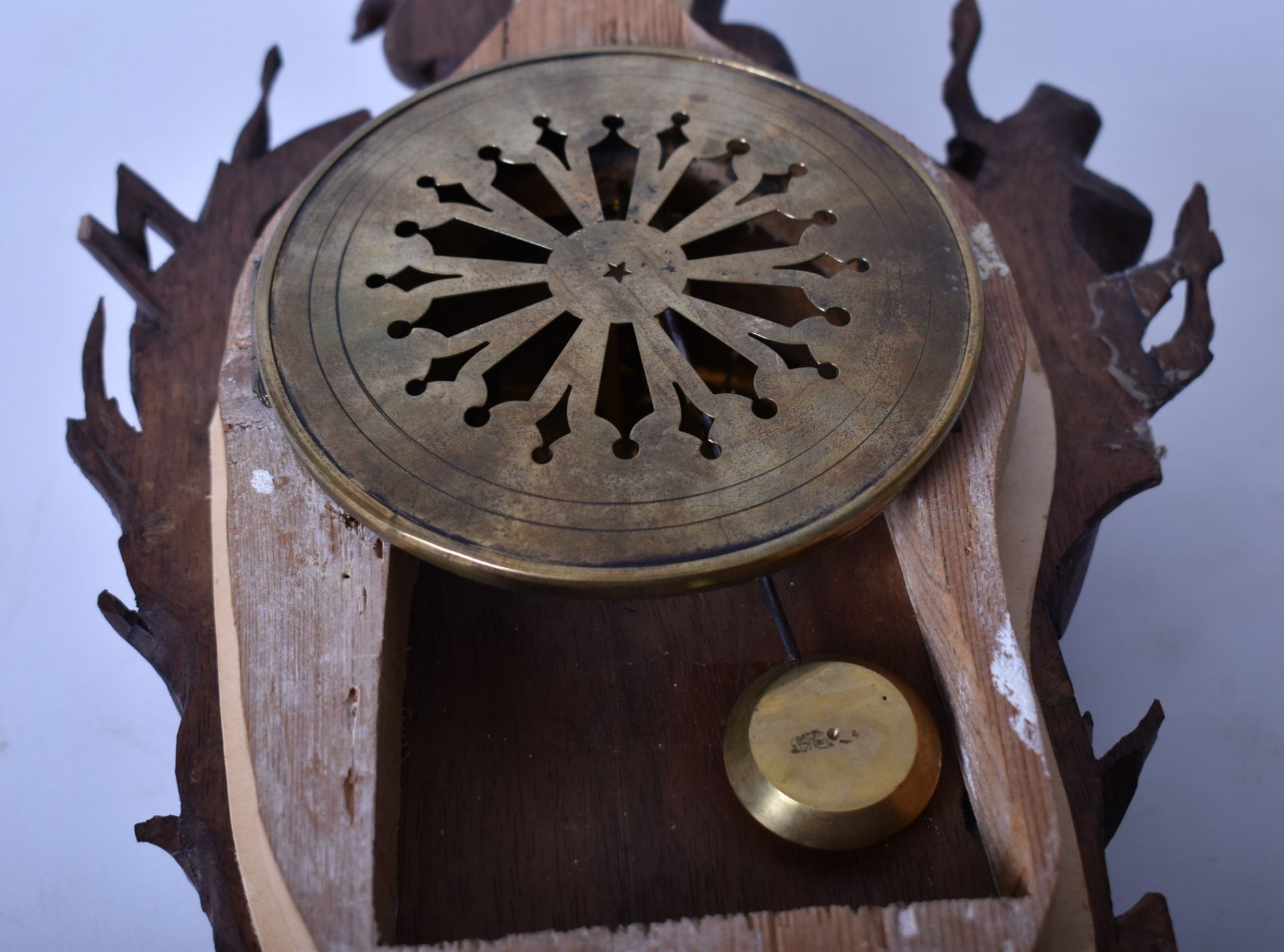 19TH CENTURY CARVED OAK BLACK FOREST WALL CLOCK - Image 8 of 8