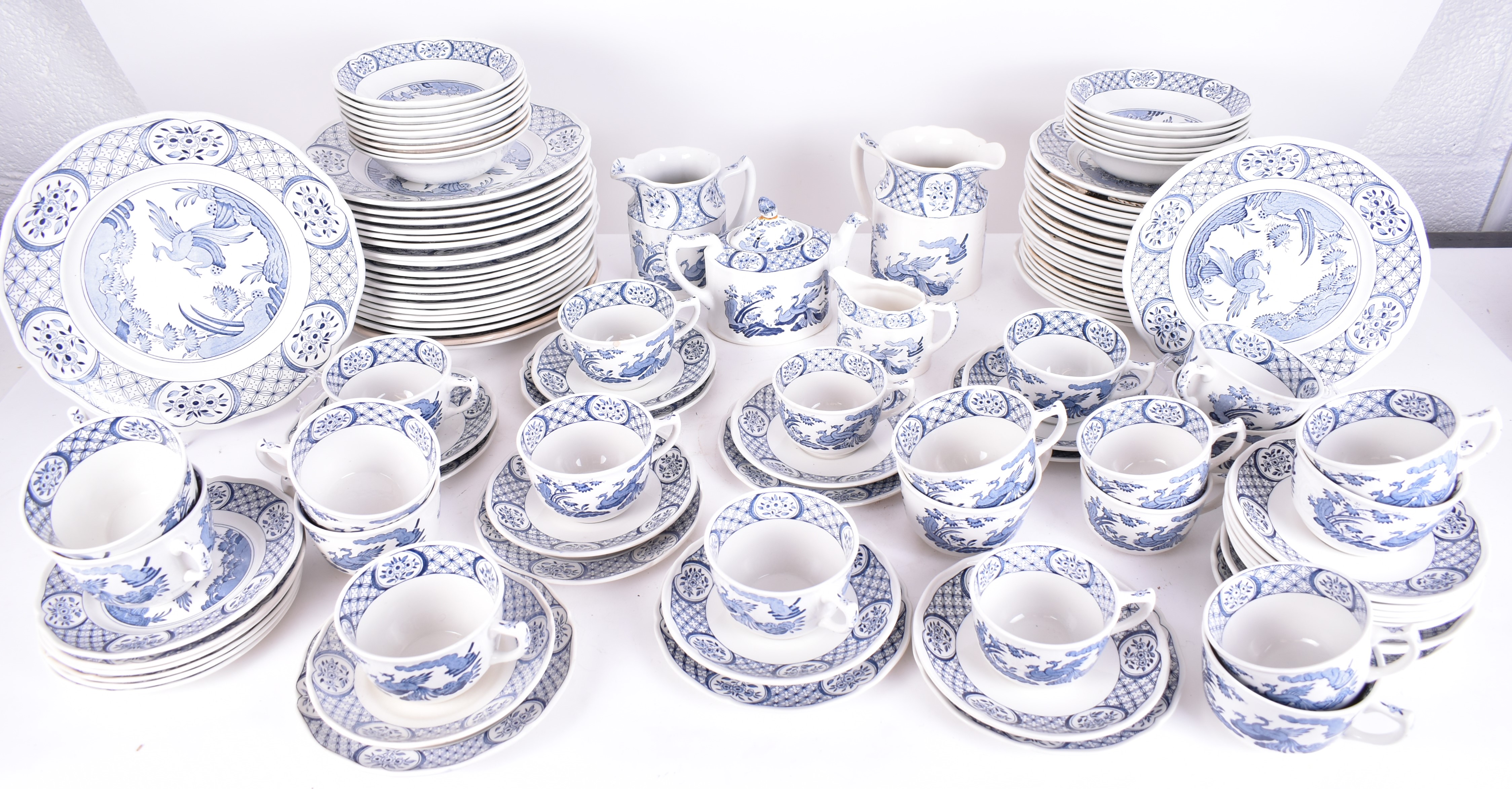 MASONS OLD CHELSEA PATTERN BLUE & WHITE DINNER SERVICE - Image 4 of 9