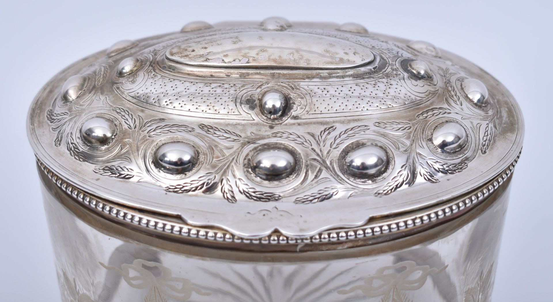 19TH CENTURY SILVER & CUT GLASS BON BON BISCUIT BOX - Image 2 of 5