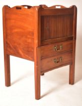 18TH CENTURY GEORGE III MAHOGANY TRAY TOP NIGHTSTAND