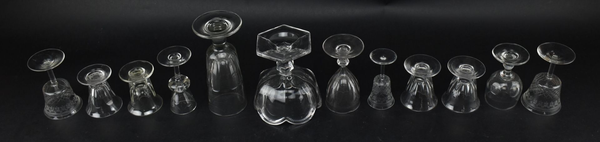 COLLECTION OF 18TH & 19TH CENTURY GLASSWARE - Bild 6 aus 6