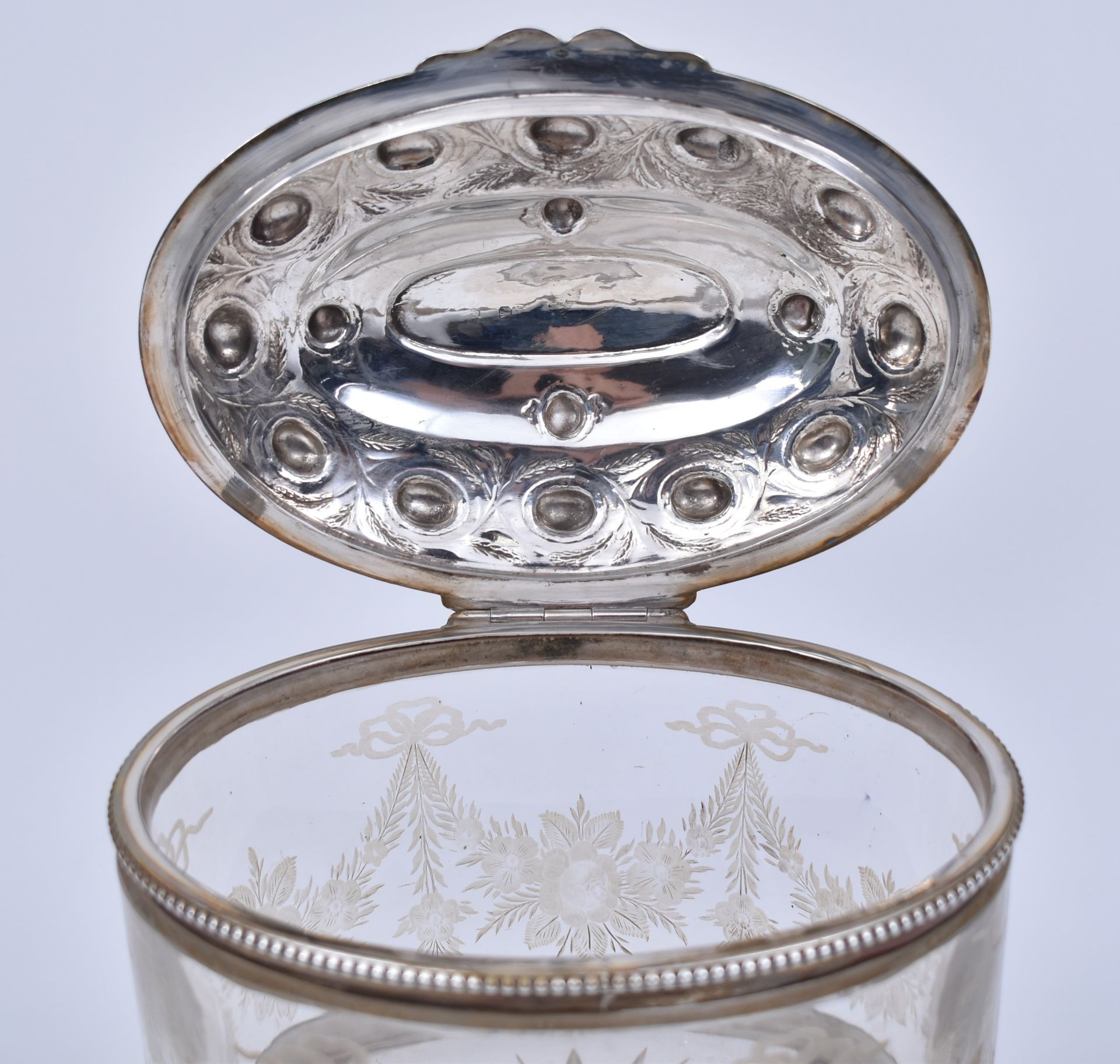 19TH CENTURY SILVER & CUT GLASS BON BON BISCUIT BOX - Image 3 of 5