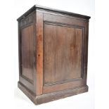 19TH CENTURY VICTORIAN PEDESTAL ESTATE BUST CABINET