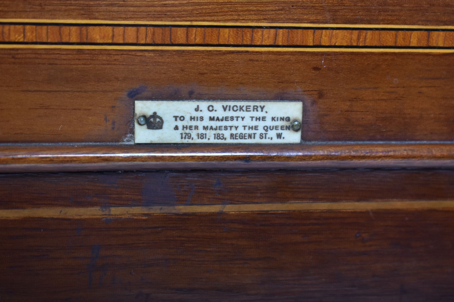 EDWARDIAN MAHOGANY JC VICKERY LONDON SEWING WORKBOX - Image 9 of 9