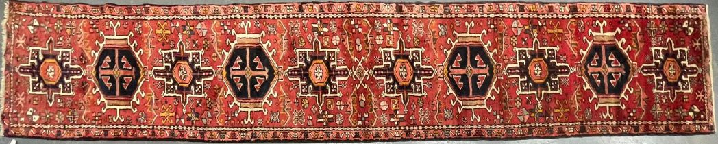 EARLY 20TH NORTH WEST PERSIAN HERIZ RUNNER RUG