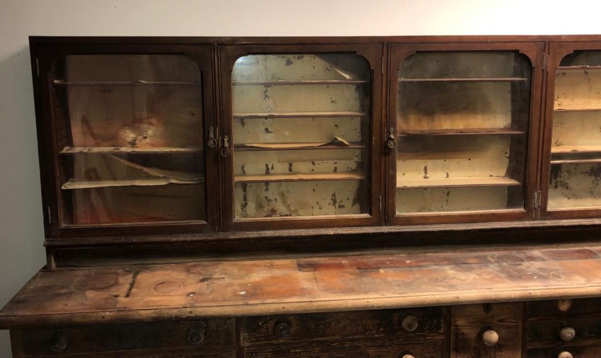 19TH CENTURY MAHOGANY AND PINE SHOP FITTING CABINET - Image 6 of 16