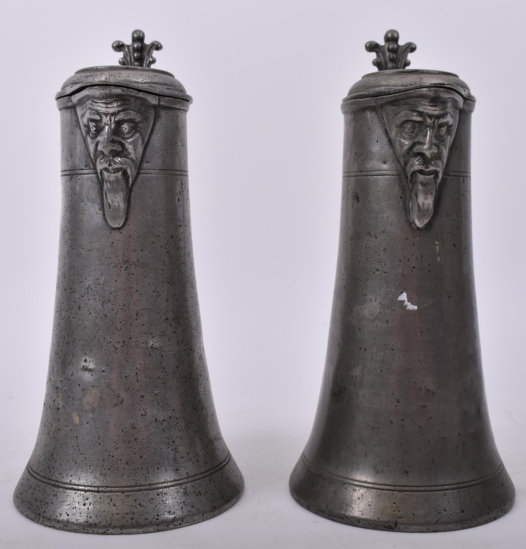 PAIR OF EARLY 18TH CENTURY 1730 SWISS BEARDED MAN FLAGONS - Image 2 of 7