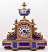 19TH CENTURY FRENCH GILT BRASS MANTEL CLOCK