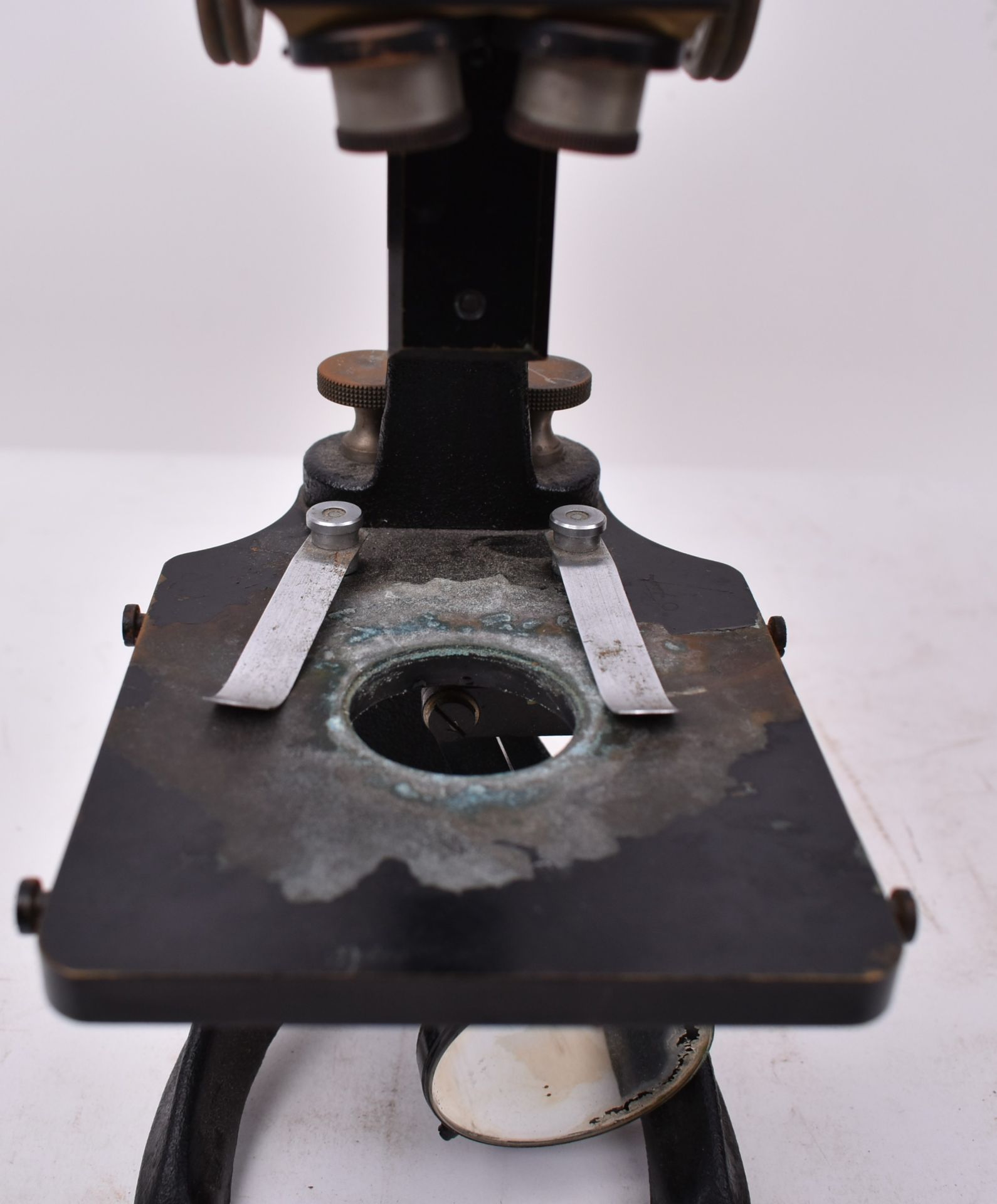 CARL ZEISS - EARLY 20TH CENTURY STEREO MICROSCOPE IN CASE - Image 4 of 10