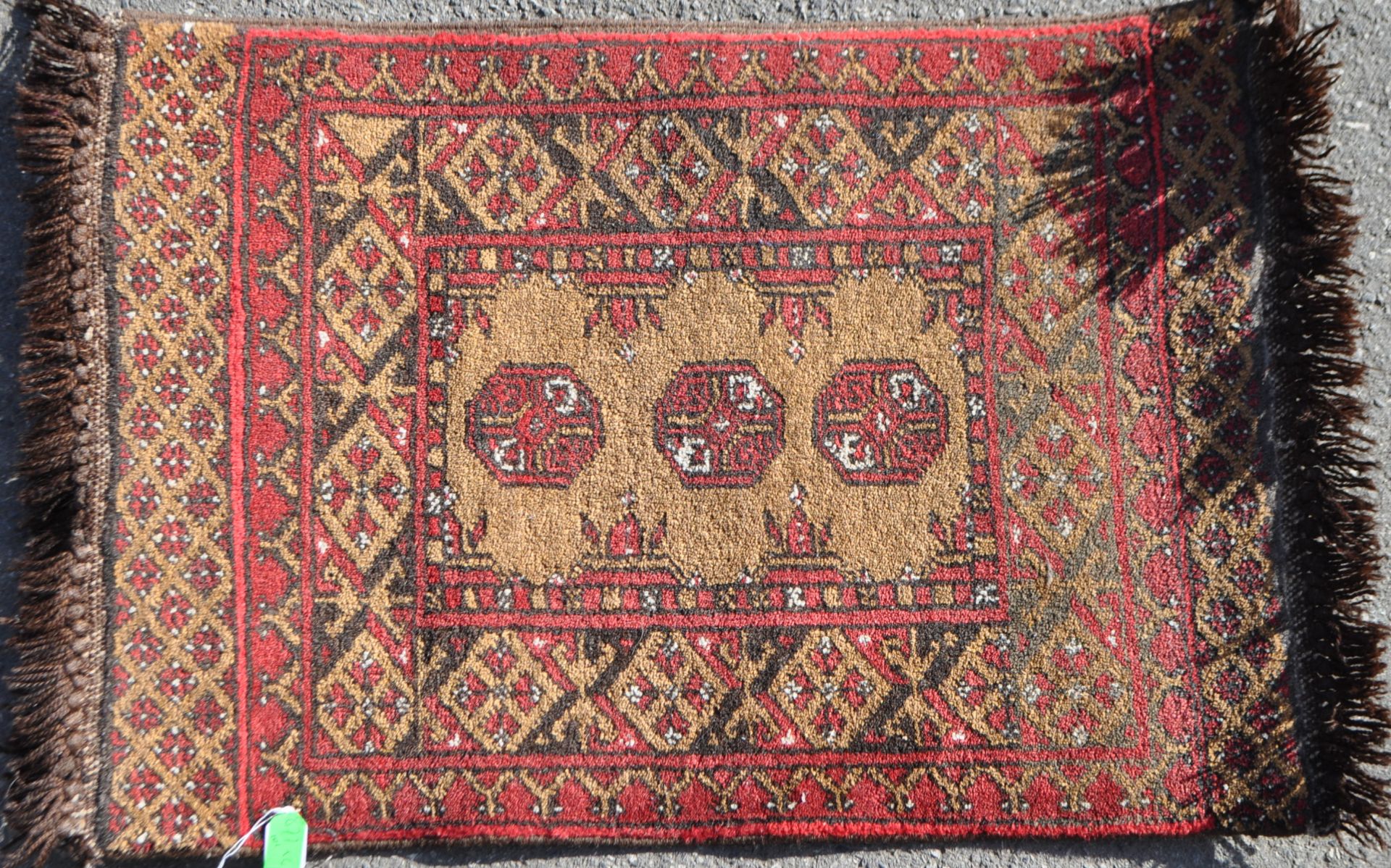 COLLECTION OF FOUR PERSIAN ISLAMIC CARPET FLOOR RUGS - Image 3 of 5
