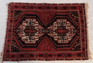 20TH CENTURY PERSIAN IRANIAN RUG