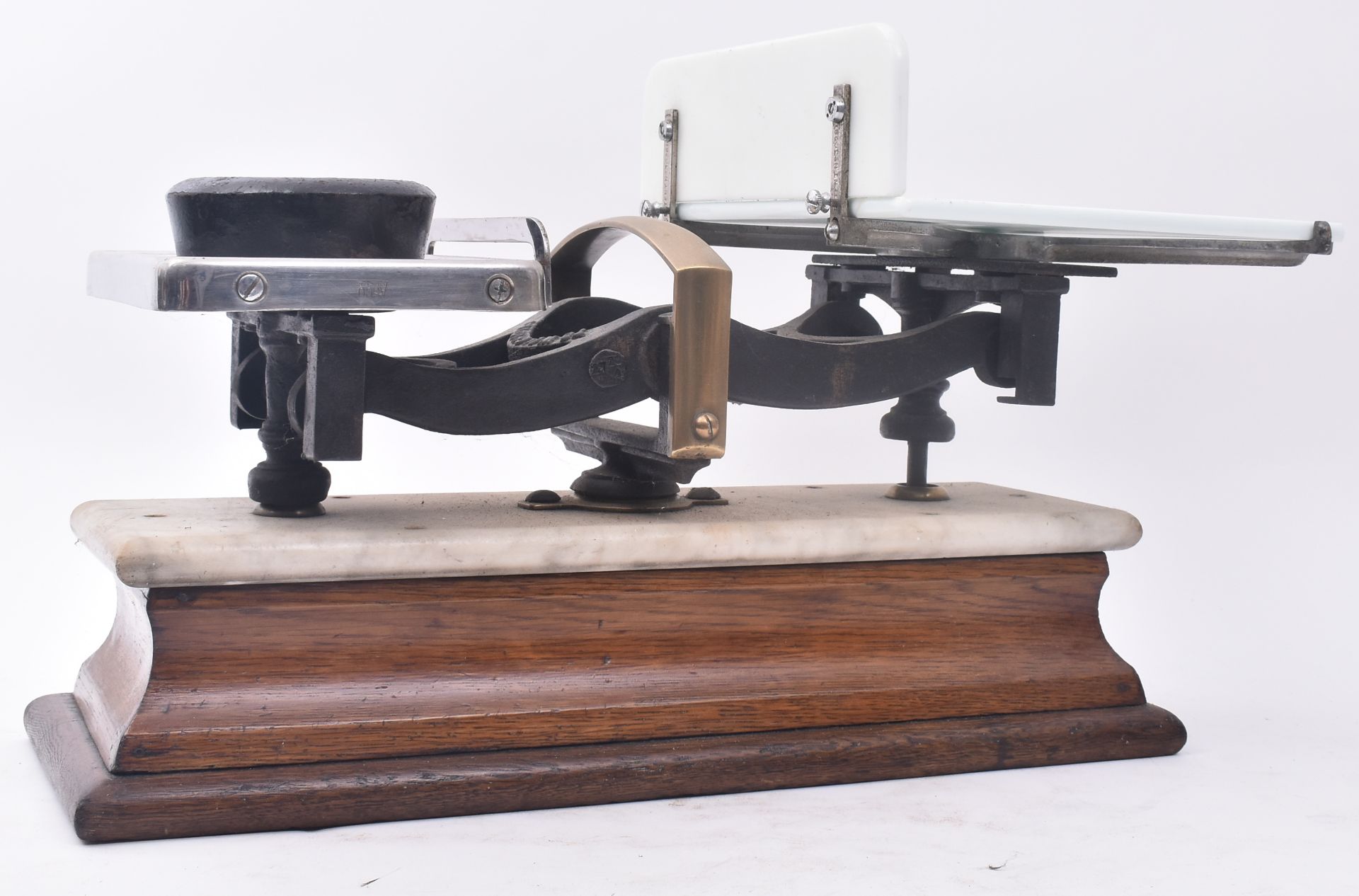 LATE VICTORIAN OAK MARBLE & BRASS SCALE WITH WEIGHTS - Image 3 of 10