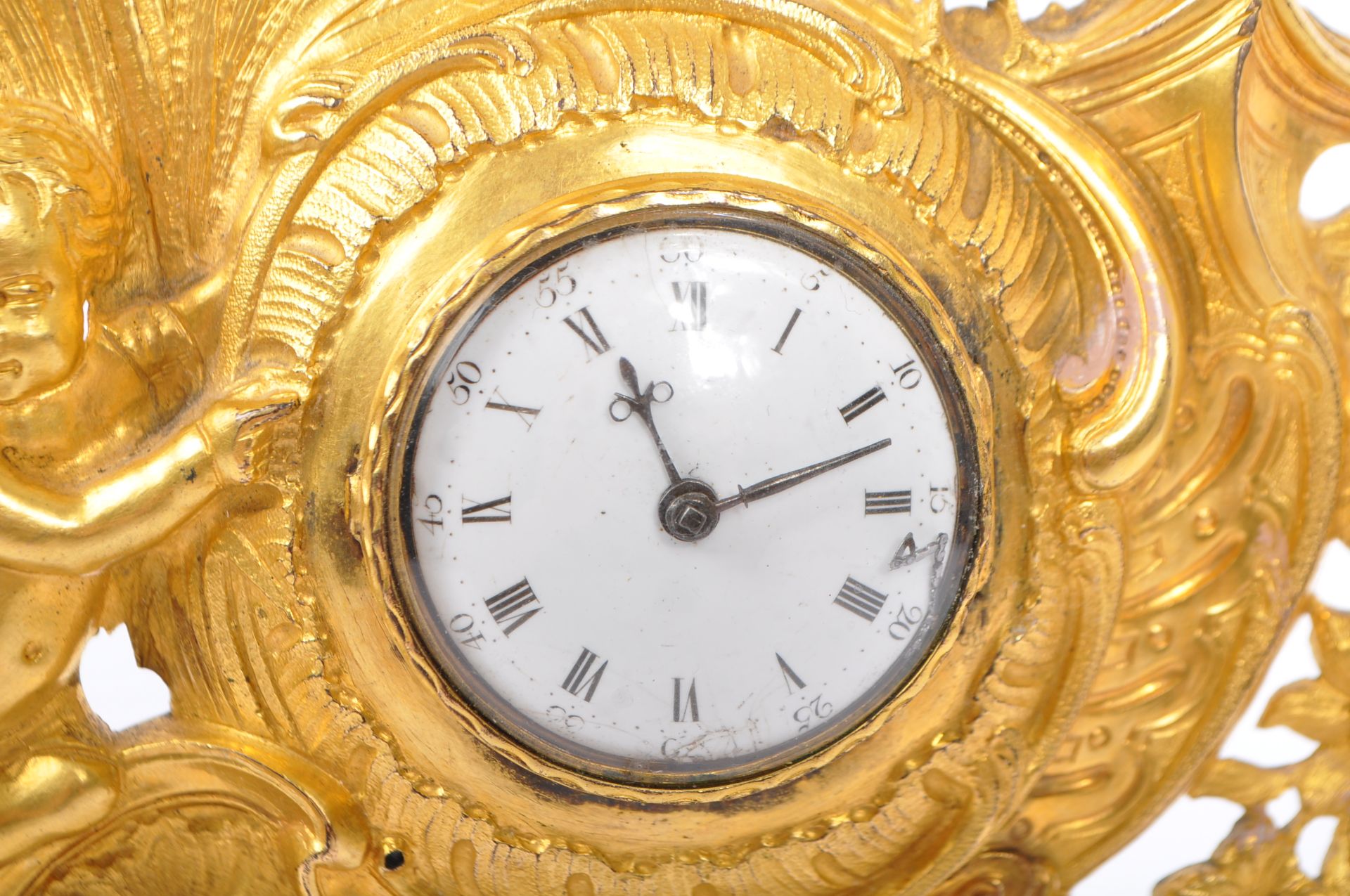 19TH CENTURY FRENCH BELLE EPOQUE ERA GILT CARTEL CLOCK ON STAND - Image 3 of 4