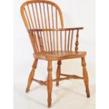 VICTORIAN 19TH CENTURY BEECH & ELM WINDSOR CHAIR