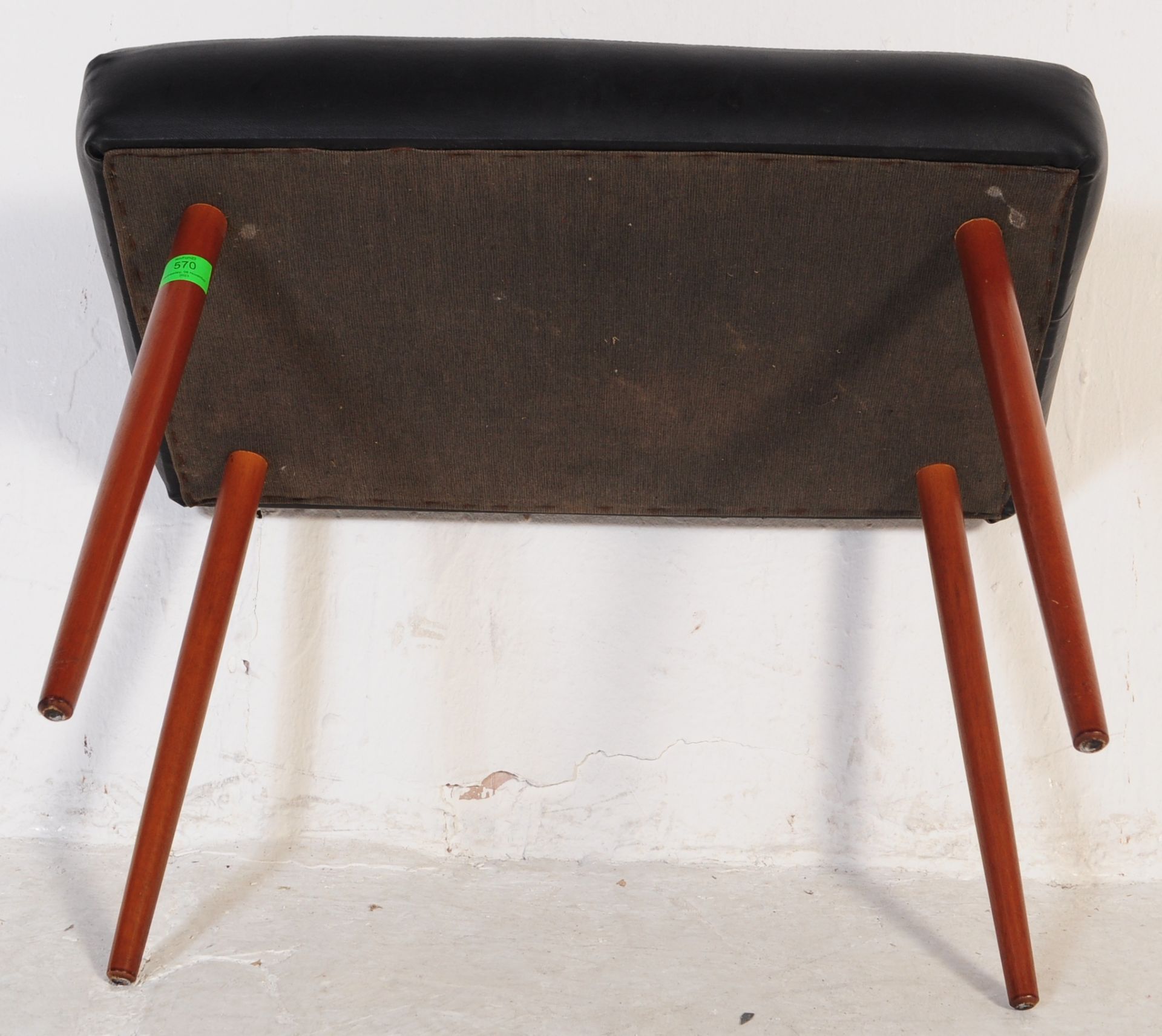 MID CENTURY TEAK AND VINYL FOOT STOOL - Bild 4 aus 4