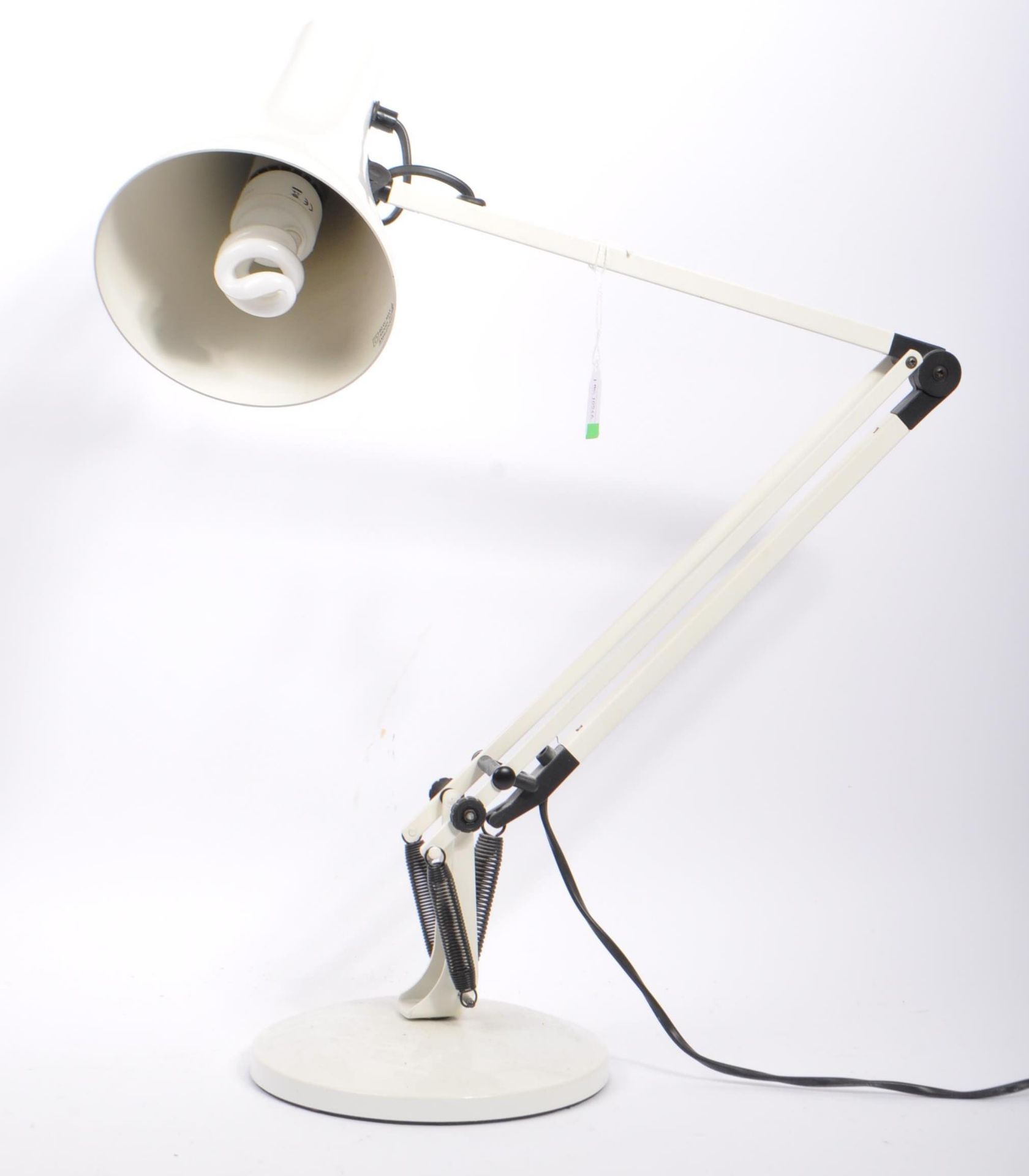 MID 20TH CENTURY RETRO INDUSTRIAL DESK LAMP