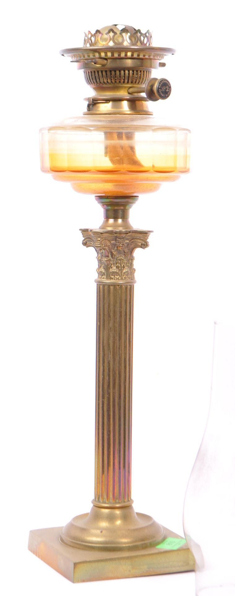 EARLY 20TH EDWARDIAN BRASS TABLE OIL LAMP