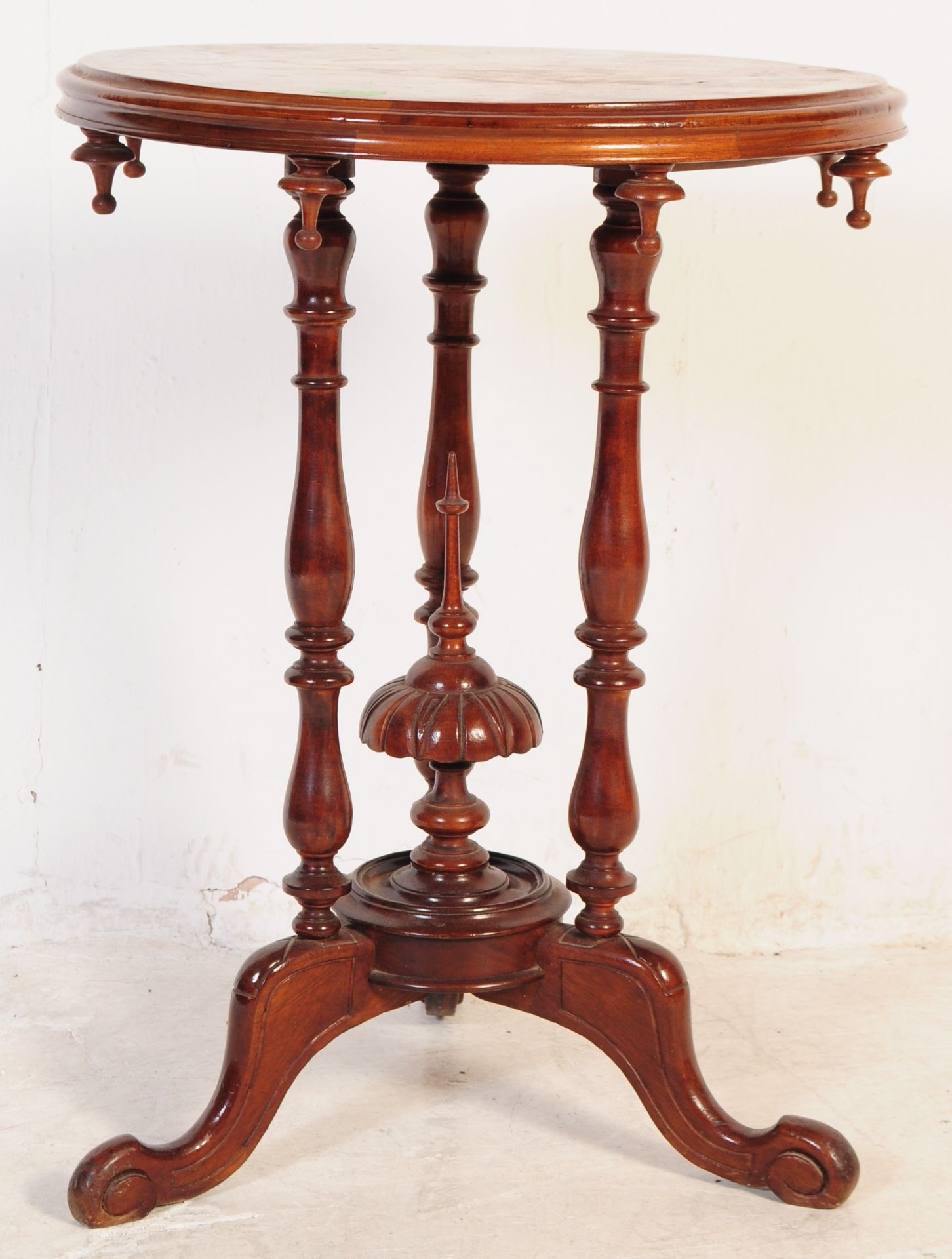 19TH CENTURY VICTORIAN WALNUT INLAID CHESS TABLE - Image 2 of 5