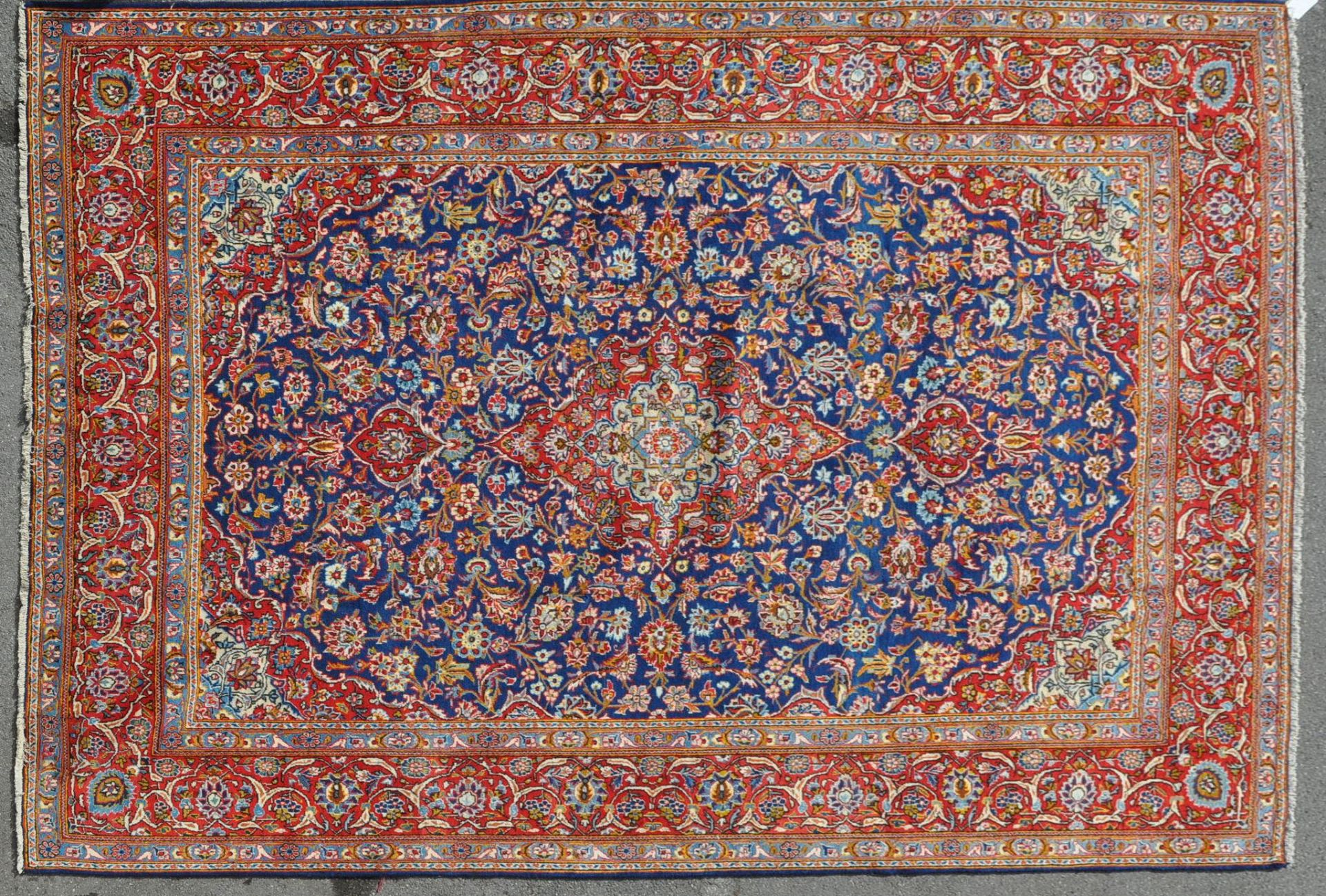 20TH CENTURY PERSIAN KASHAN CARPET