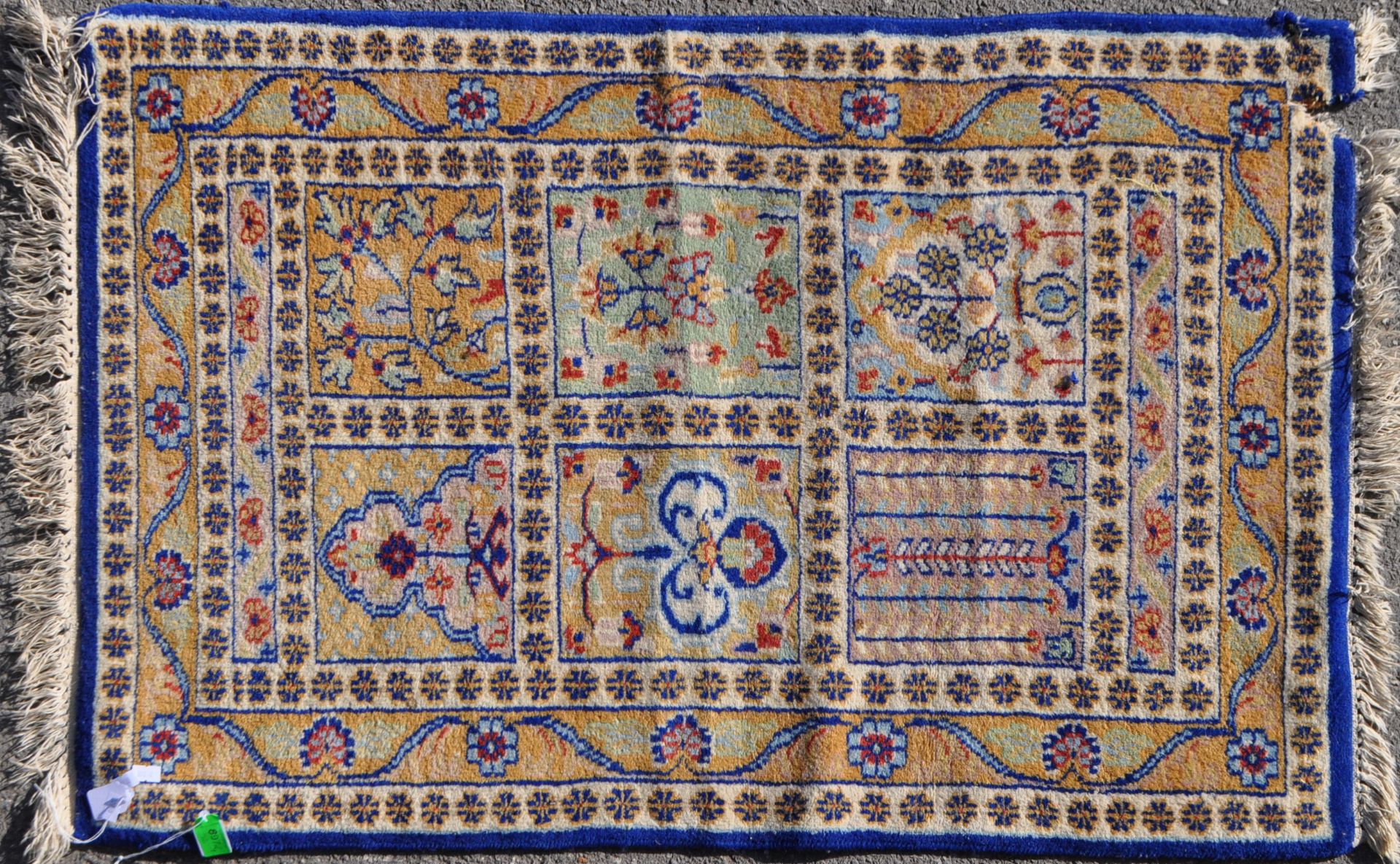 COLLECTION OF FOUR PERSIAN ISLAMIC CARPET FLOOR RUGS - Image 4 of 5