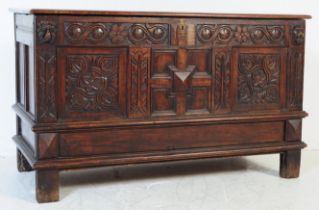 18TH CENTURY LARGE OAK COFFER CHEST