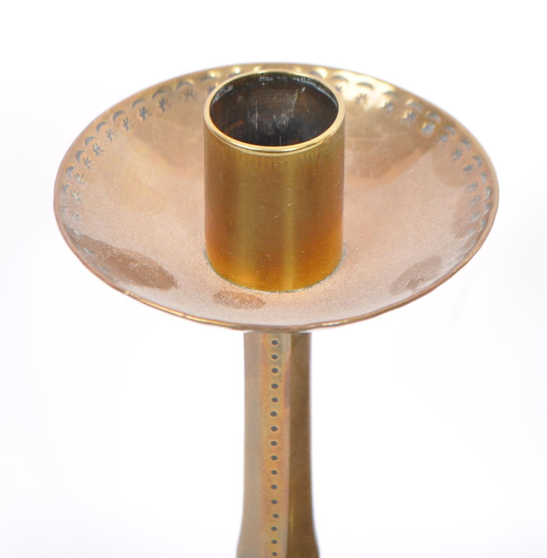 MATCHING PAIR OF MID CENTURY BRASS CANDLE STICK HOLDERS - Image 3 of 5