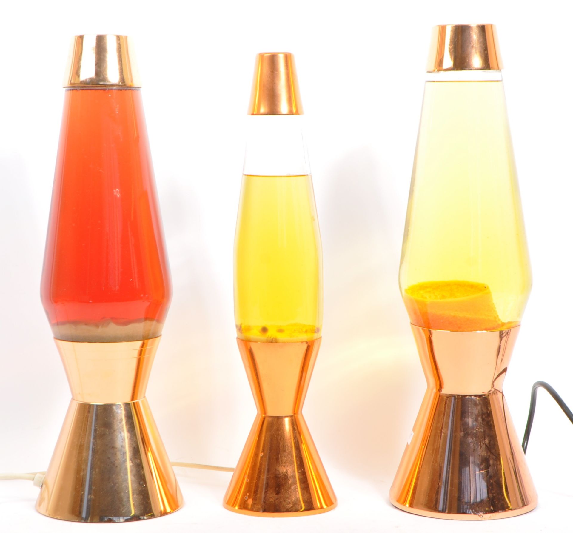 THREE ORIGINAL VINTAGE DESK TABLE LAVA LAMPS - Image 2 of 5