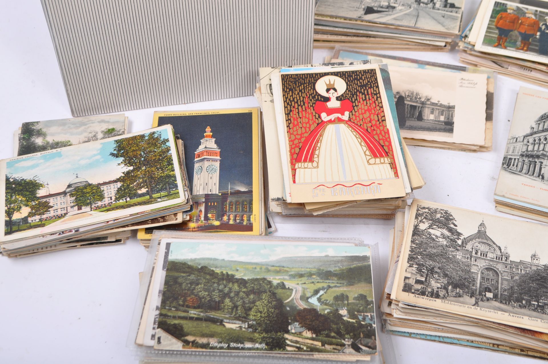 LARGE COLLECTION OF EDWARDIAN & LATER POSTCARDS - Image 2 of 7