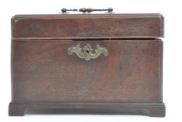 19TH CENTURY VICTORIAN MAHOGANY BOX WITH KEY