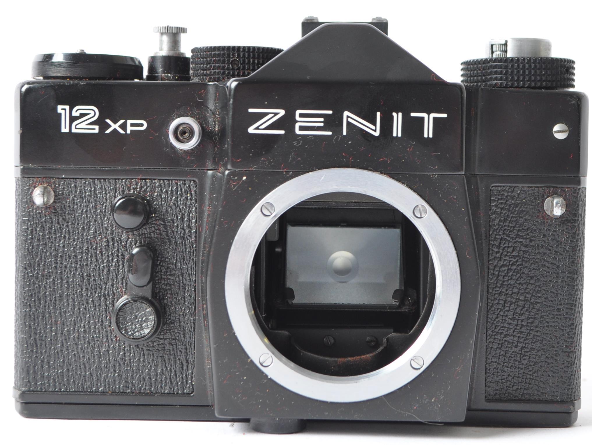 LATE 20TH CENTURY ZENIT 12 XP 35MM SLR CAMERA - Image 4 of 4