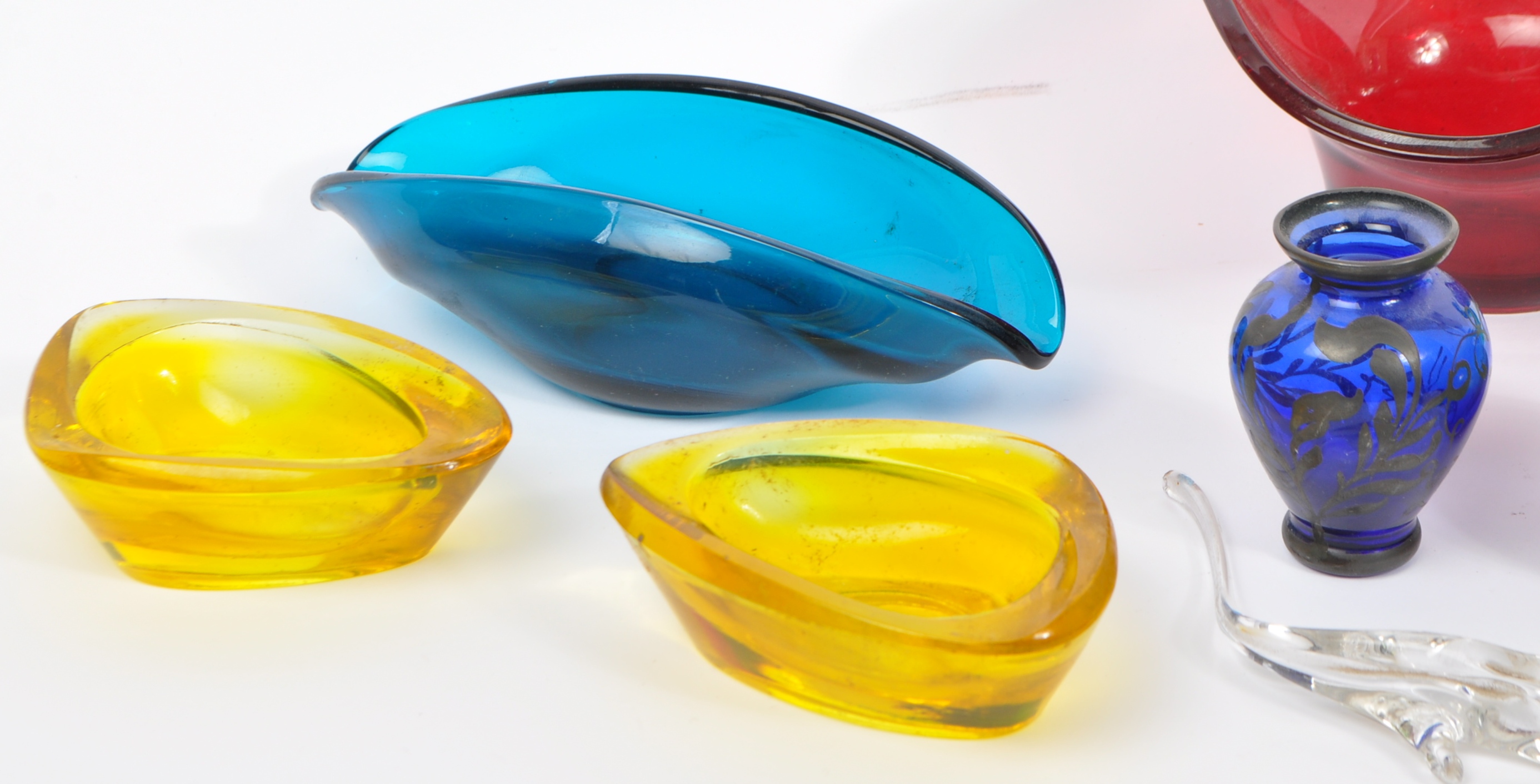 COLLECTION OF ART GLASS BY MURANO MDINA MTARFA SOWERBYS - Image 2 of 4