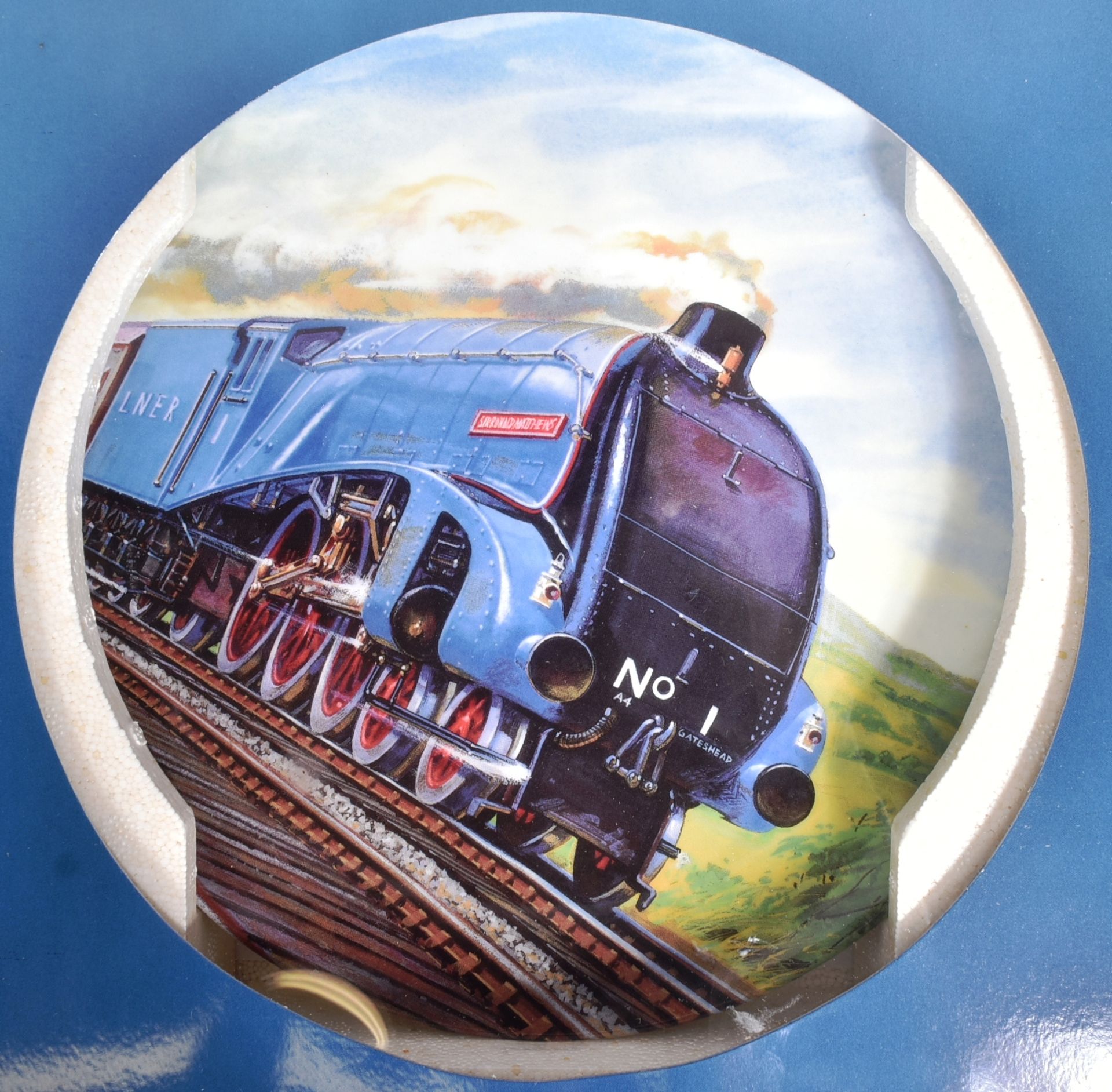 MODEL RAILWAY - HORNBY ROYAL DOULTON COLLECTION - Image 3 of 5