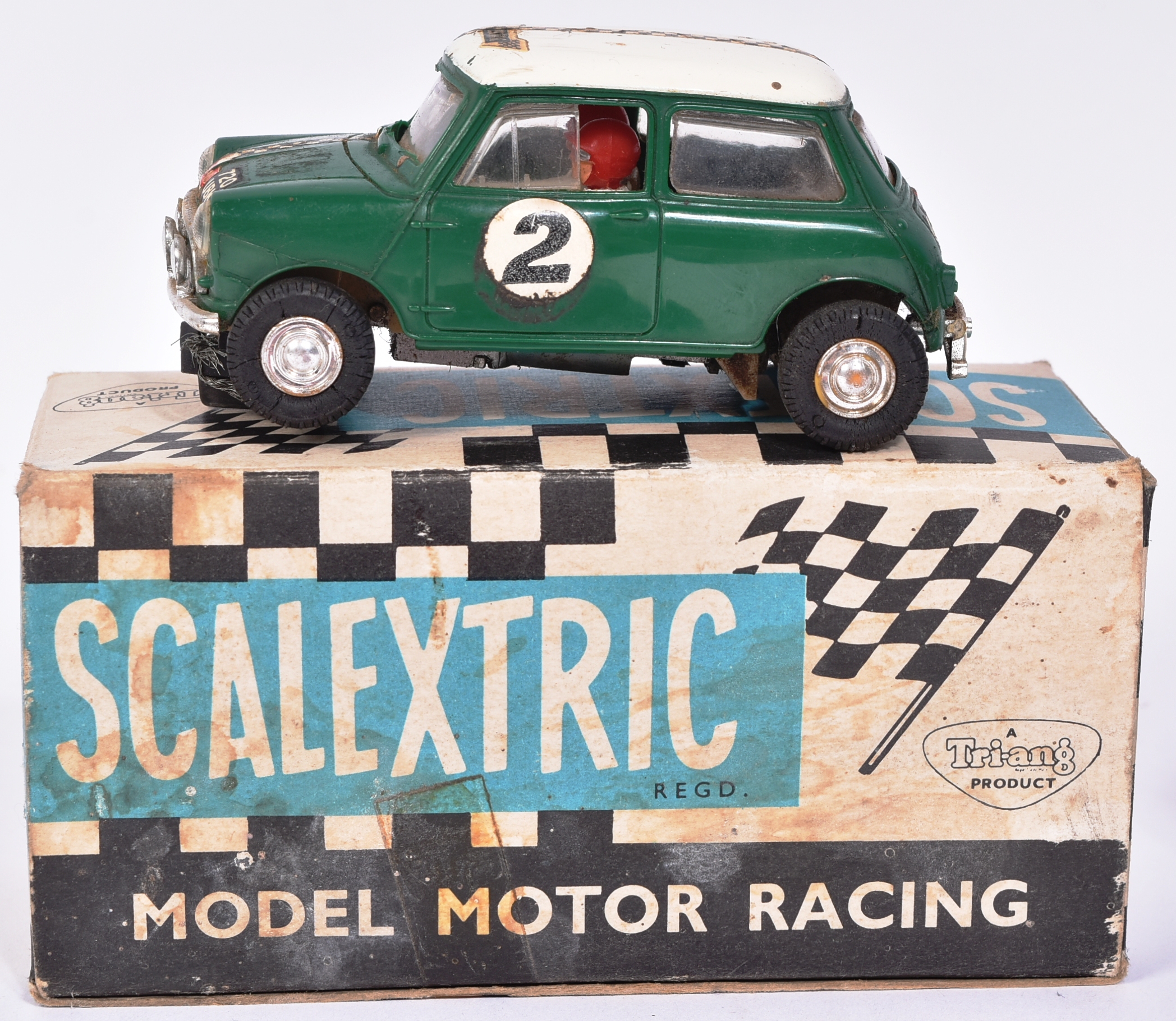 SCALEXTRIC - X3 VINTAGE TRIANG SCALEXTRIC SLOT CARS - Image 3 of 4