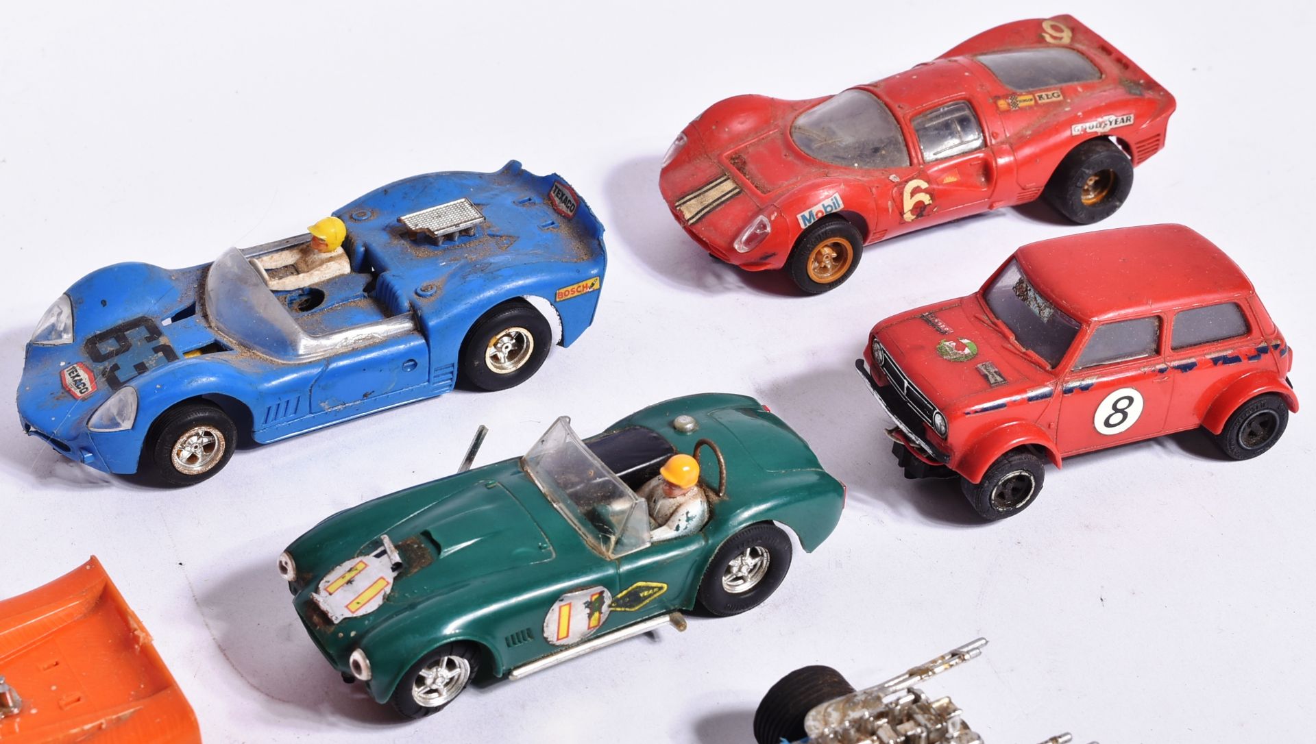 SCALEXTRIC - COLLECTION OF VINTAGE SCALEXTRIC SLOT CARS - Bild 2 aus 5