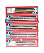 MODEL RAILWAY - COLLECTION OF LIMA OO GAUGE TRAINSET LOCOMOTIVE AND COACHES