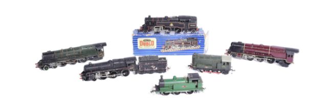 COLLECTION OF HORNBY DUBLO OO GAUGE MODEL RAILWAY LOCOMOTIVES