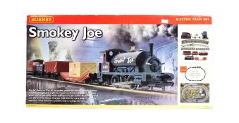 MODEL RAILWAY - HORNBY OO GAUGE ELECTRIC TRAIN SET 'SMOKEY JOE'