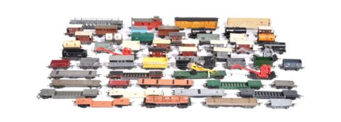 MODEL RAILWAY - COLLECTION OF ROLLING STOCK