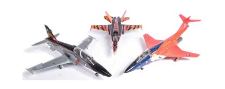 MODEL KITS - COLLECTION OF X4 BUILT MODEL KITS OF AIRCRAFT INTEREST