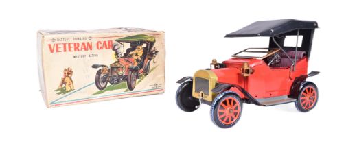 TINPLATE TOYS - JAPANESE TINPLATE BATTERY OPERATED VETERAN CAR