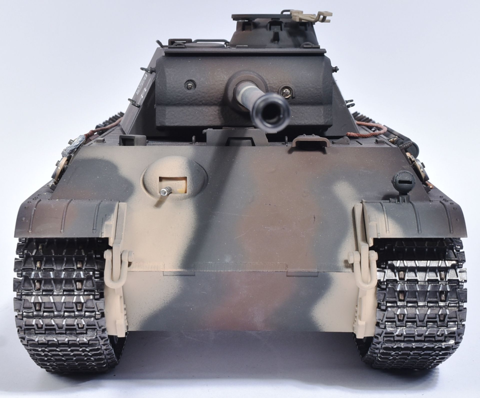 TAIGEN TANKS - RC RADIO CONTROL PANTHER G TANK - Image 6 of 7