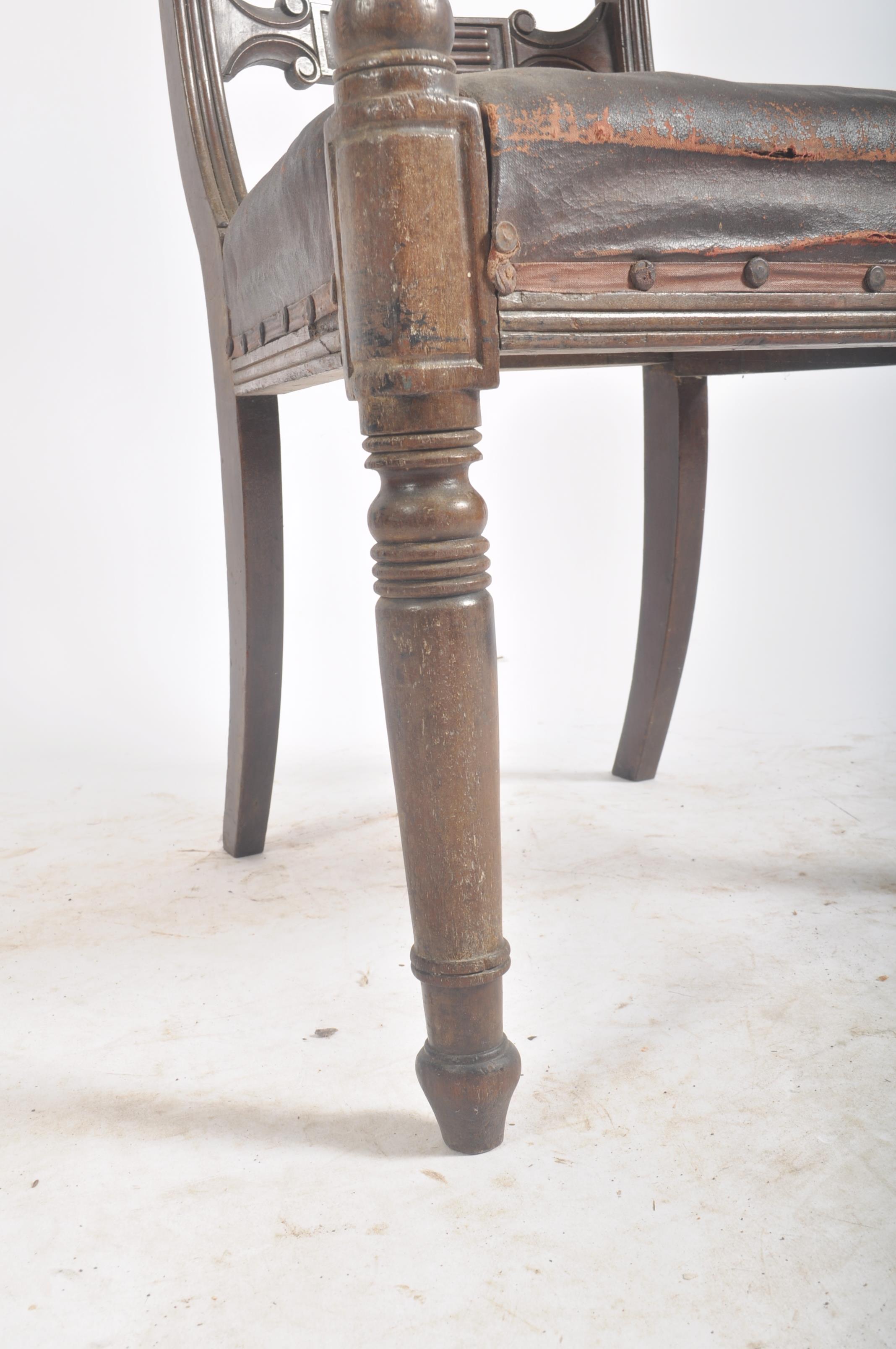 EARLY 19TH REGENCY PERIOD MAHOGANY CARVER DINING CHAIR - Image 2 of 6