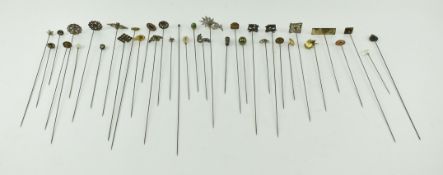 COLLECTION OF THIRTY EDWARDIAN & VINTAGE HAT PINS