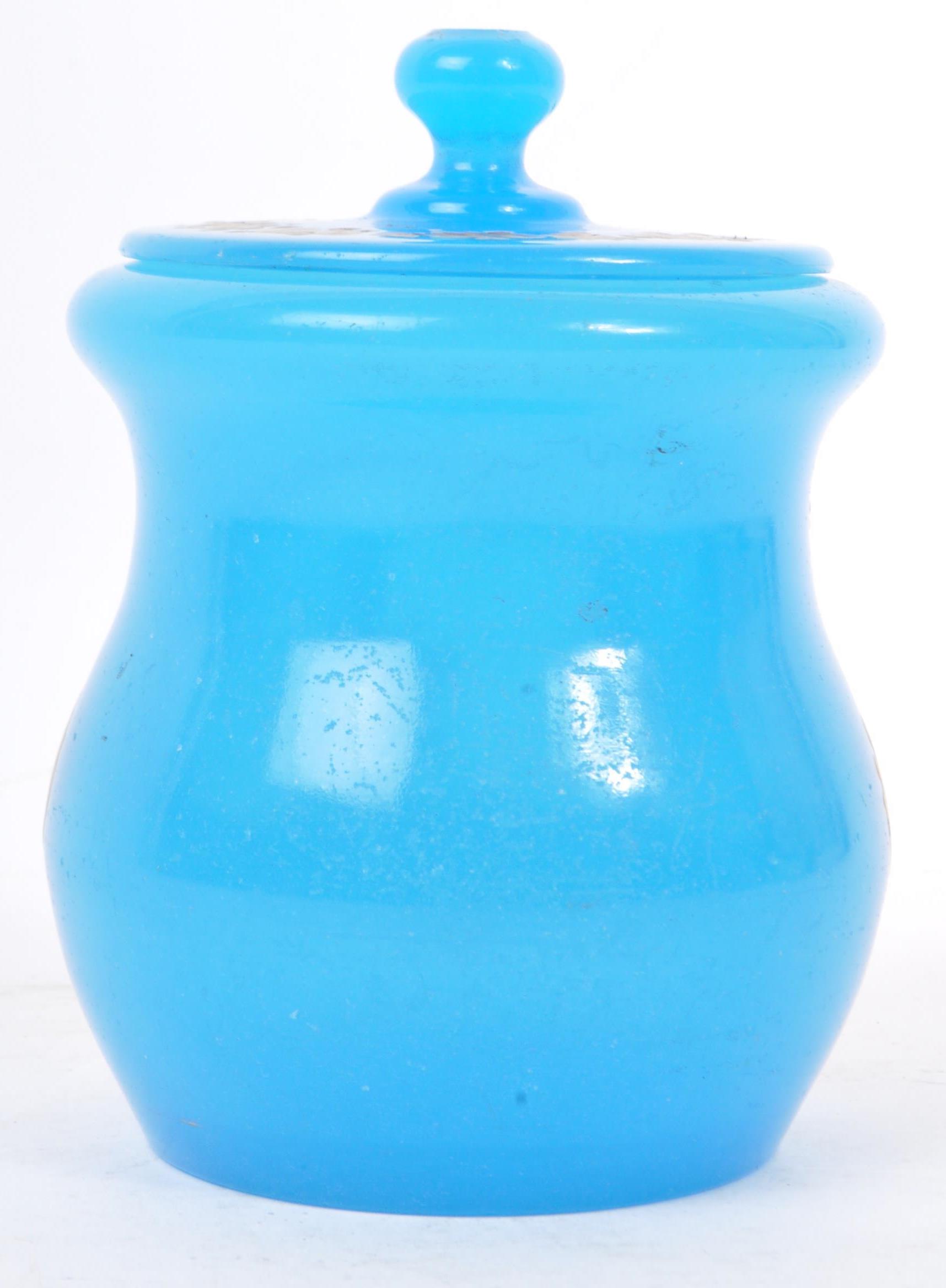 EARLY 20TH CENTURY BLUE OPLAINE GLASS LIDDED JAR VESSEL - Image 3 of 7