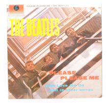 THE BEATLES - PLEASE PLEASE ME - VINTAGE LP VINYL ALBUM